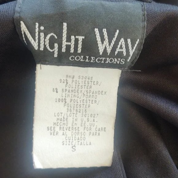 Evening Gown with embellishments - Picture 5 of 5